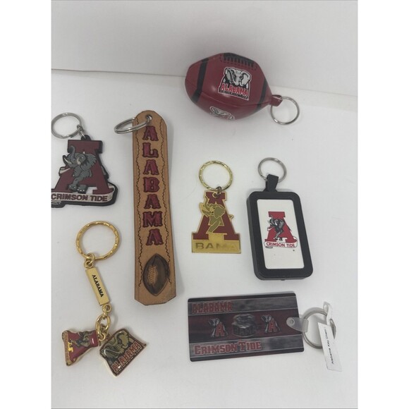 Lot Of 7 Vintage University Of Alabama Crimson Tide Football Keychains Hologram - Picture 1 of 11